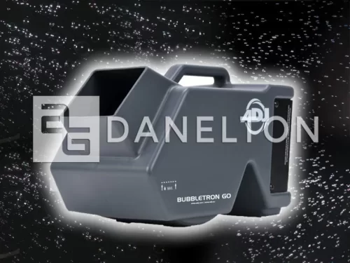 Pristatome Bubbletron - tai lengvas ir kompaktiškas muilo burbulų aparatas, kurį galite nuomoti Vilniuje, suteikiant savo renginiui žaismingumo ir džiaugsmo akcentą. Bubbletron yra mažesnio dydžio, tačiau jo muilo burbulų gamybos greitis lyginamas su didesniais aparatais. Tai puiki pasirinkimo galimybė tiems, kurie nori papuošti savo renginį stulbinančiais burbulais. Bubbletron Savybės: EZ-Access Muilo Talpa: Bubbletron turi lengvai pasiekiamą priekinę muilo talpą, padarydama jį patogų naudoti ir lengvai valomą. Kompaktiškas ir Nesunkus: Šis nešiojamas muilo burbulų aparatas yra lengvas, tačiau efektingas. Jis sukuria šimtus burbulų per minutę, praturtindamas renginio erdvę žaismingomis detalėmis. Atsparus Plastikinis Korpusas: Bubbletron korpusas pagamintas iš atsparaus plastiko, užtikrinančio ilgalaikį aparato naudojimą. Galingas Ventiliatorius: Didelis ir galingas ventiliatorius leidžia burbulams greitai kilti ore, suteikiant jiems žaismingą ir įspūdingą efektą. Paprastas Valdymas: Bubbletron turi įjungimo/išjungimo jungiklį priekyje ir įjungimo/išjungimo laidinį nuotolinį su 25 pėdų (apie 8 metrų) kabeliu, suteikiantį patogumą valdyti aparato veikimą. Nešiojamas ir Patogus: Aparatas turi nešimo rankeną, dėl kurios jį lengva nešioti ir perduoti iš vienos vietos į kitą. Mažos Energetinės Sąnaudos: Bubbletron suvartoja vos 24W galios, tad jis yra energiją taupantis sprendimas, kurį galima naudoti ilgesniu laikotarpiu. Platus įtampos spektras: Aparatas gali veikti tiek su 120V/60Hz, tiek su 230V/60Hz įtampomis, suteikiantis lankstumą naudojant įvairias elektros sistemas. Matmenys ir Svoris: Bubbletron yra kompaktiškas, su matmenimis 14”x7"x8.25" (352x176x209mm) ir svoriu 4 lbs. (apie 2 kg), todėl jis lengvai įsivaizduojamas ir tinkamas bet kuriam renginiui. Bubbletron yra puiki pasirinkimo galimybė tiems, kurie nori įtraukti džiuginančius muilo burbulus į savo renginį. Šis nešiojamas ir efektingas aparatas suteiks jūsų renginiui papildomo žaismingumo ir originalumo.